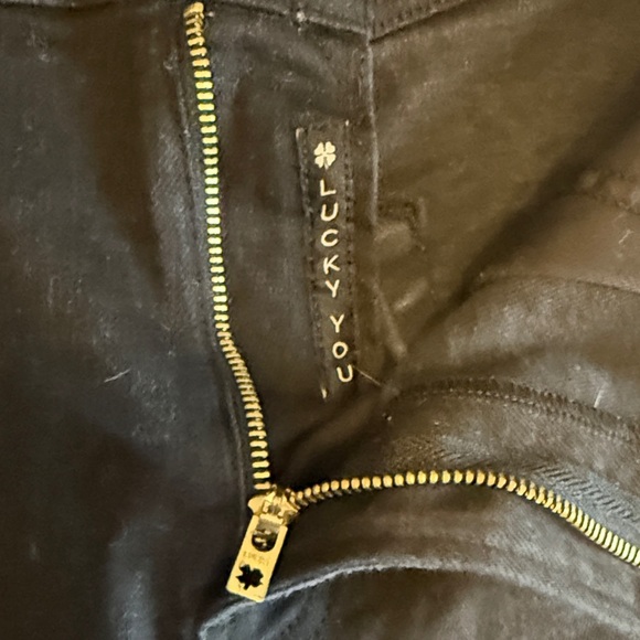 Lucky Brand Men's Dark Jeans - Picture 3 of 6